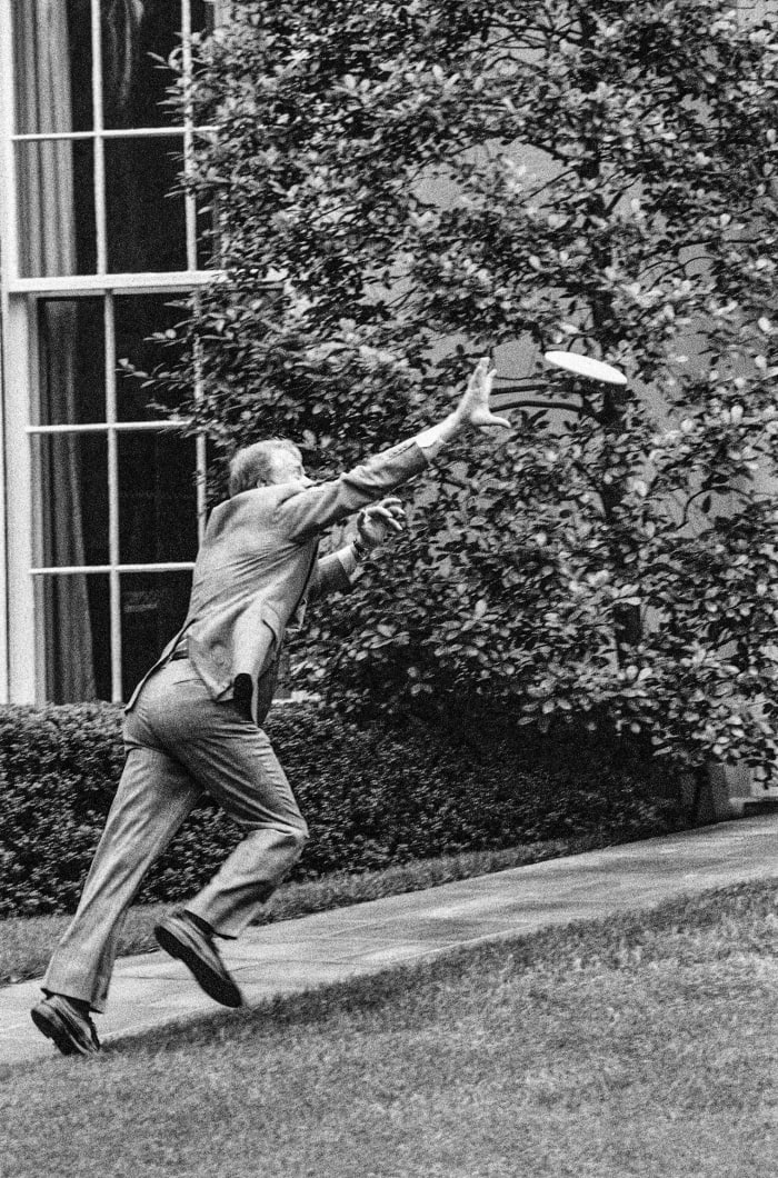 Carter, on the White House's South Lawn, chasing his disc.